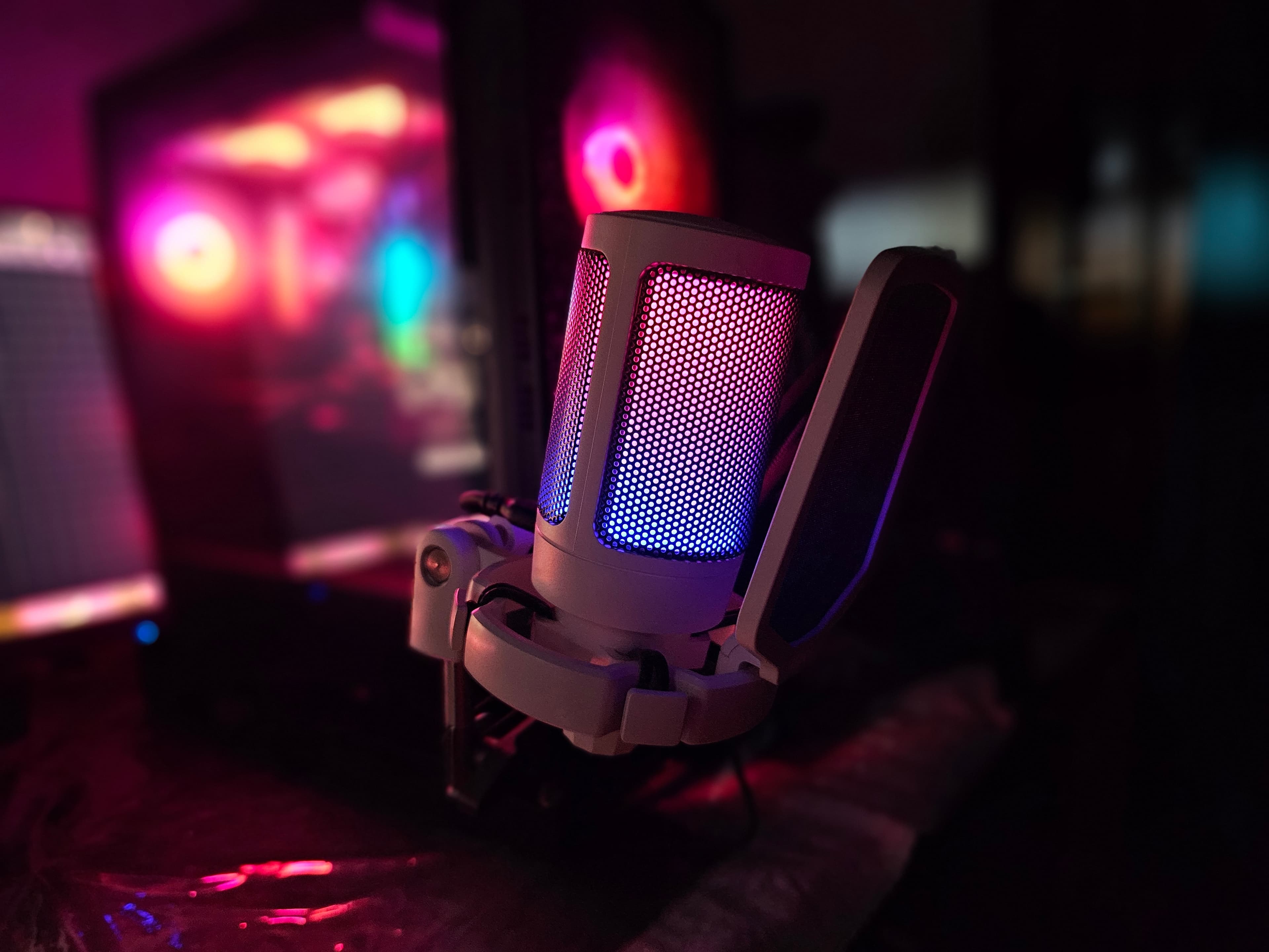 FIFINE A6T Streaming Gaming USB Microphone Kit